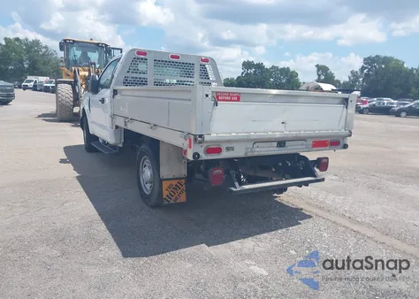 2017 Ford F-250 Xl z USA, uszkodzony, nr VIN 1FDBF2A63HEC81839